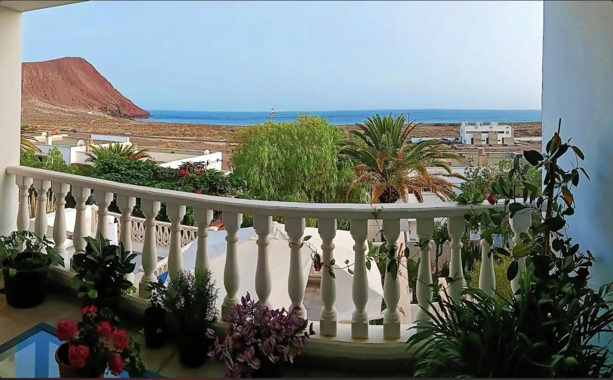 Magic View Facing Montanaroja Homestay *